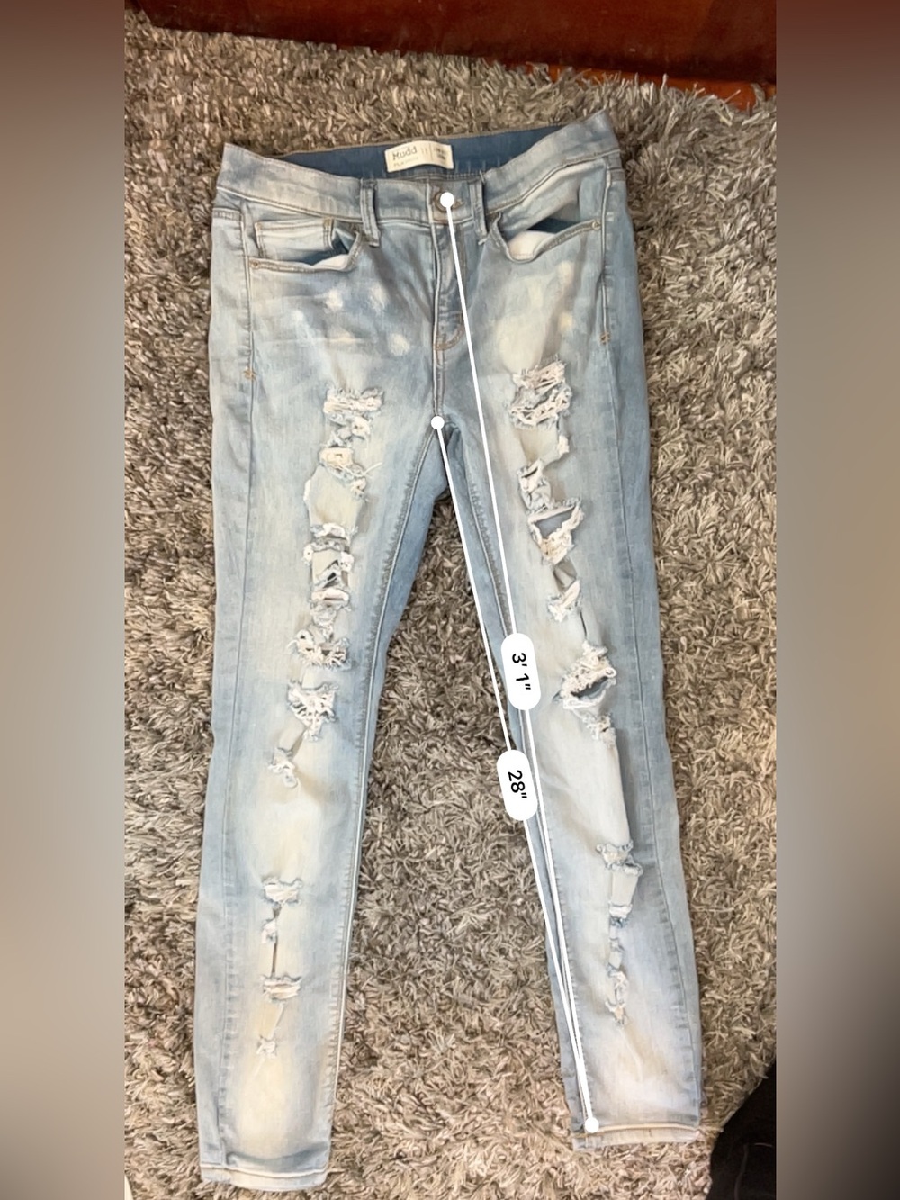 Mudd Stretchy Low Rise Light Wash Distressed Women’s Jeans